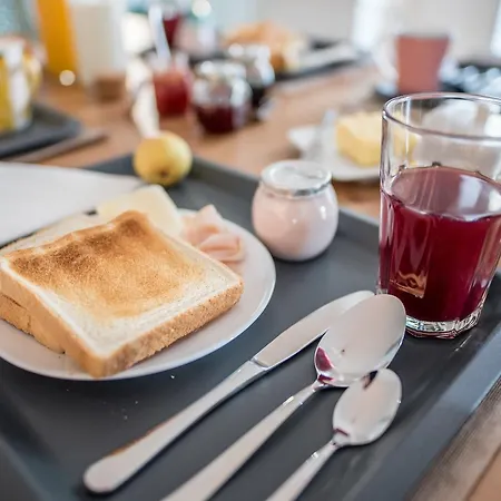 ホステル ノマッド 64 *